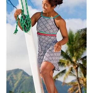 Title Nine Plunge Swim Dress in black and white UPF 50 Size Small